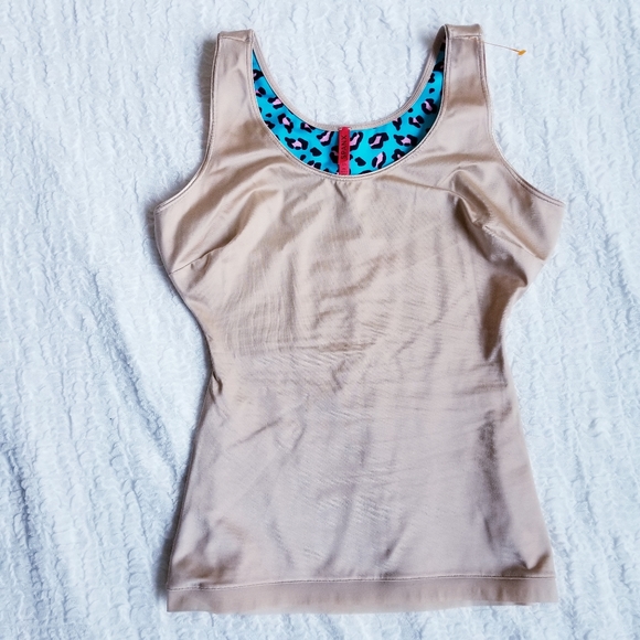 Spanx Simplicity Smoothing Compression Tank Top - Picture 1 of 4